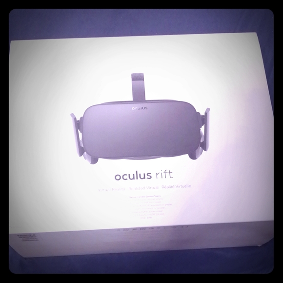 Oculus RIFT BNIB Virtual Reality Game - Picture 1 of 2